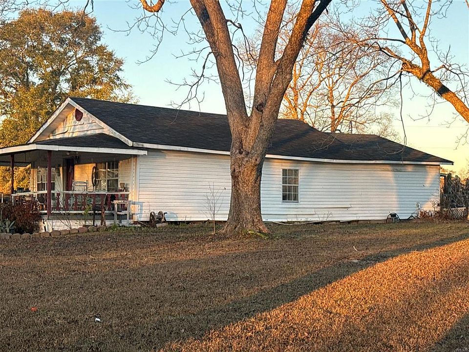 2nd image of 145 Cecil Varnum Rd