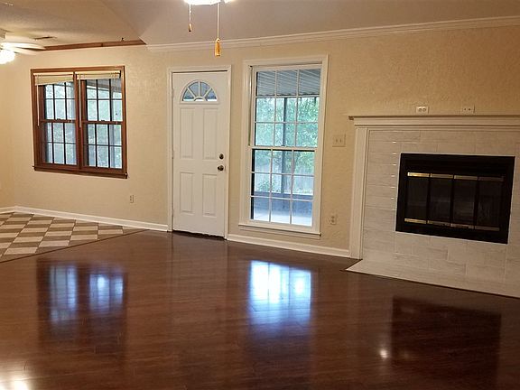 2nd image of 773 Seina Vista Dr