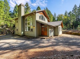 3380 Riverbanks Rd, Grants Pass, OR 97527