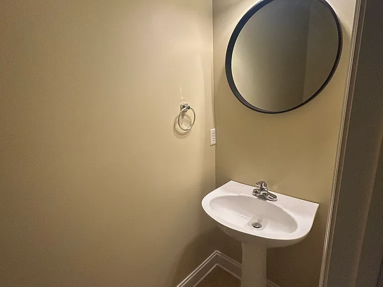 182 Pavilion Dr — Photo 11