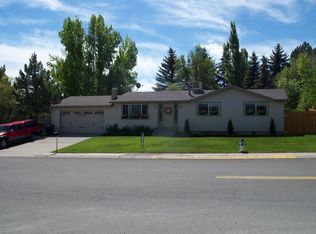 2100 Colorado Dr, Green River, WY 82935
