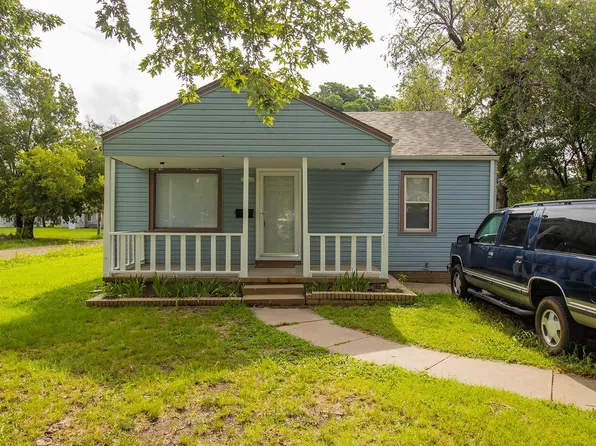 1702 S Vine St, Wichita, KS 67213