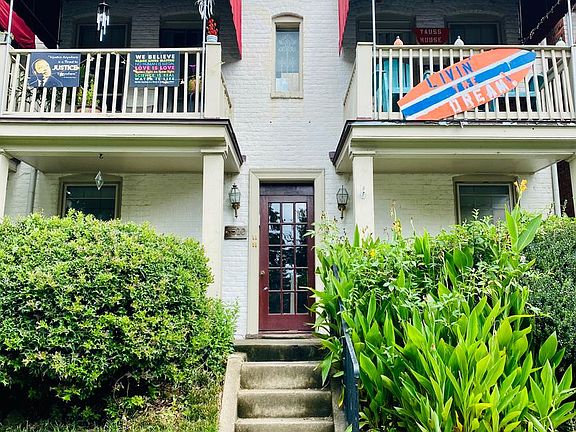 2nd image of 3320 Ellwood Ave APT C