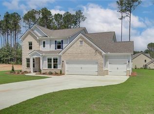 10 Whites Pond Rd, Moreland, GA 30259