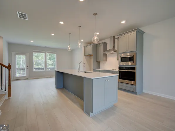 3004 Daybreak Ln, Newnan, GA 30265