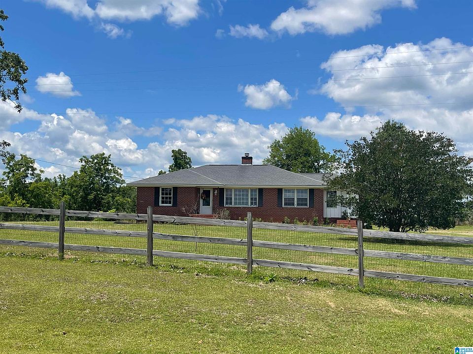 2nd image of 685 County Road 77
