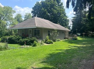 1726 E Pakes Rd, Stanton, MI 48888