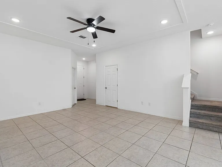 34214 Rogallo Ln — Photo 7