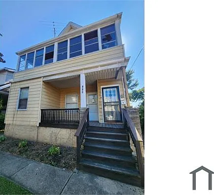 880 Stevenson Rd #UP — Photo 1