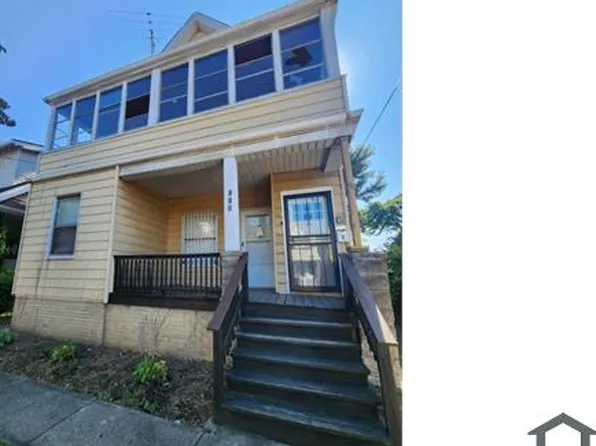 880 Stevenson Rd #Up, Cleveland, OH 44110