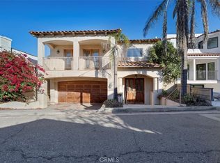 1940 Loma Dr, Hermosa Beach, CA 90254