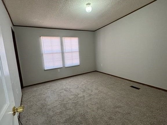 5th image of 2904 Lumina Pl