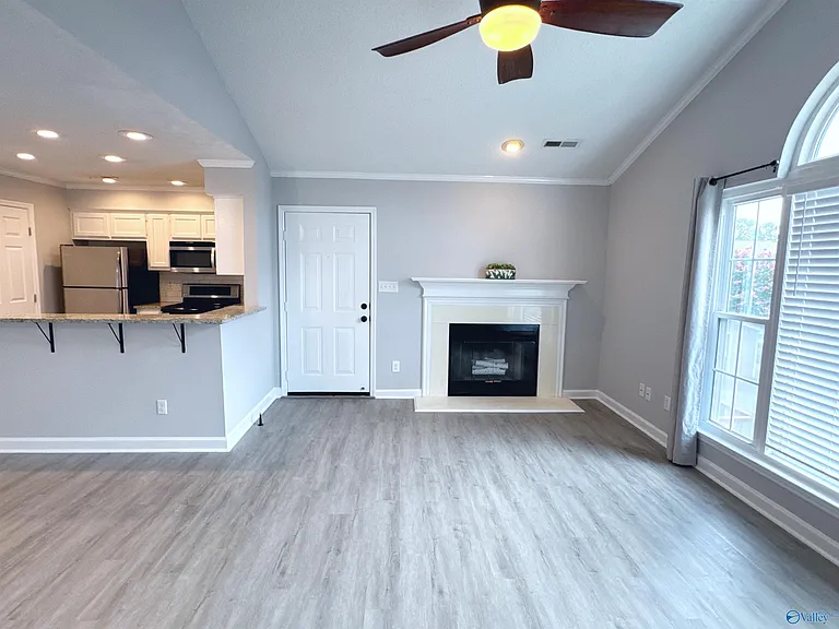 258 Waters Edge Ln #258 — Photo 6