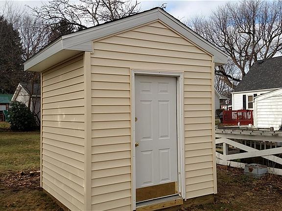 4th image of 1014 Marshall Dr