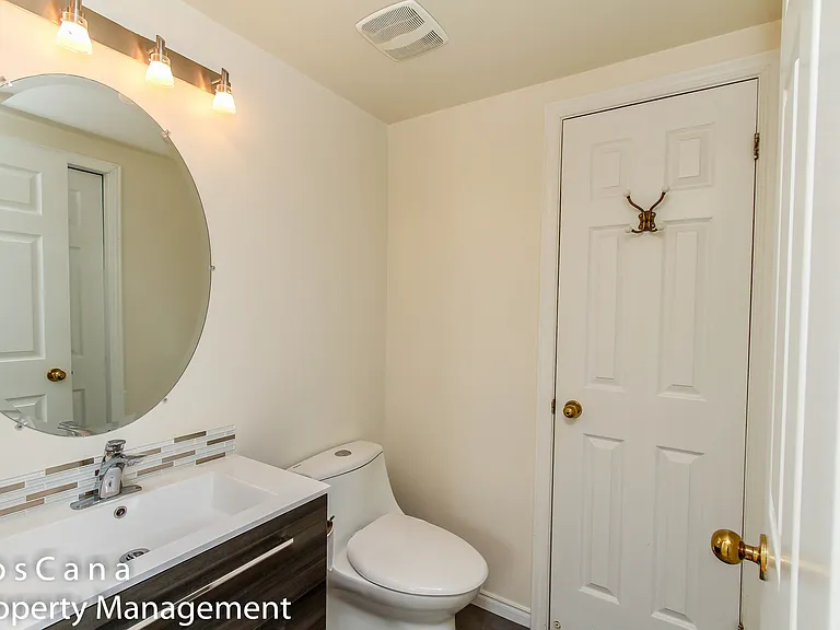 222 Bruyere St #201 — Photo 22