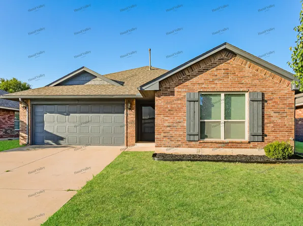 1225 Hickory Creek Dr, Yukon, OK 73099