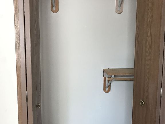 4th image of 645 Stonehaven Dr Unit 303