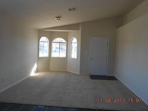 4th image of 1262 E California St