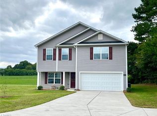 209 Naples Rd, Lexington, NC 27295