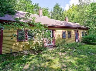 9 Pine Knoll Rd, Albany, NH 03818