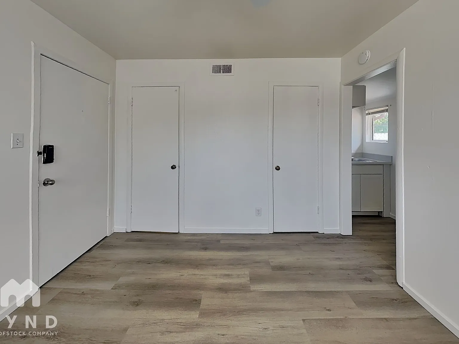 Studio, 1.0 bath, 200 sqft, $2,195 — Photo 3