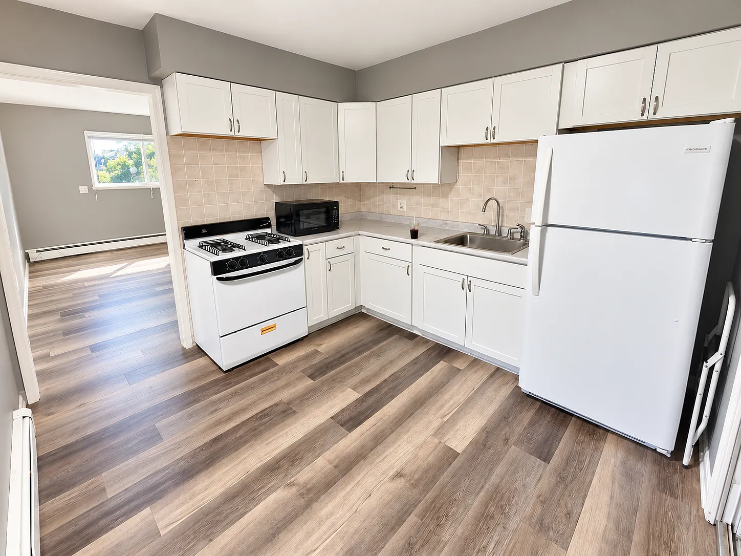 2 bed, $1,500 — Photo 2
