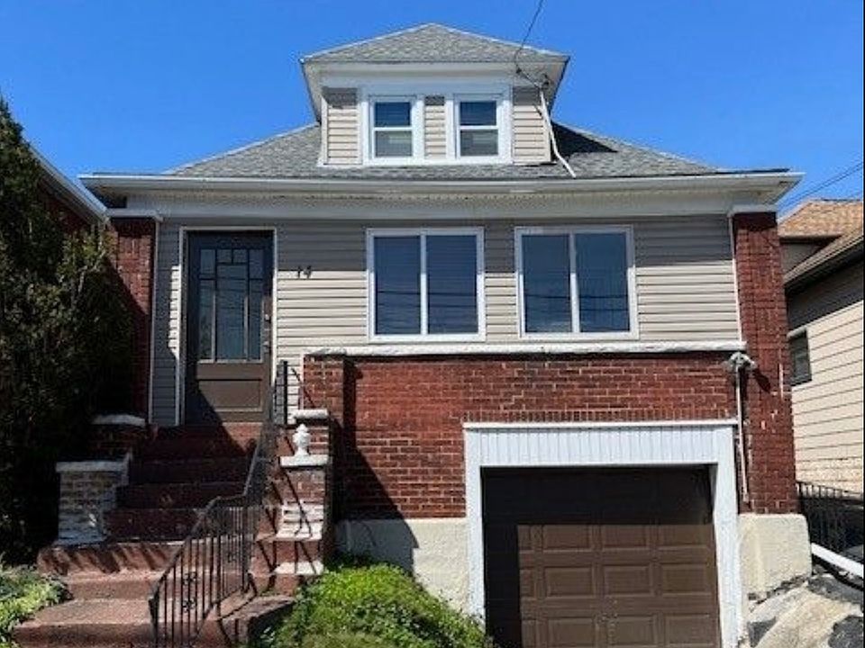 1st image of 14 Berry Ave Floor 1