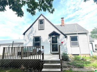 1113 9th St, Onawa, IA 51040