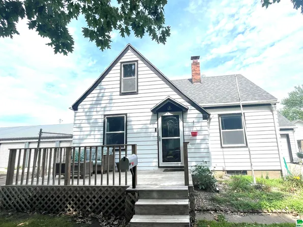 1113 9th St, Onawa, IA 51040
