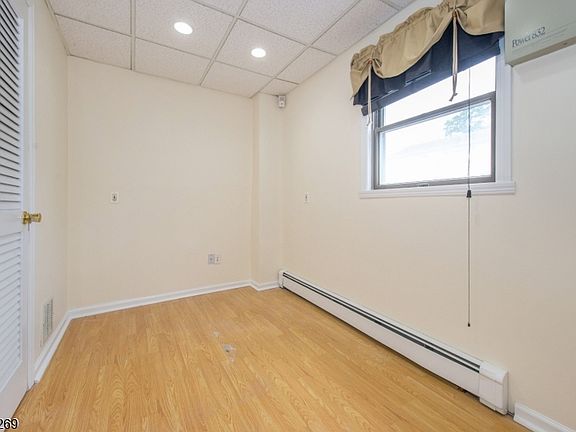 2nd image of 548 Franklin Ave #1