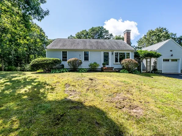 169 Capes Trl, Barnstable, MA 02630