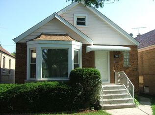 7112 W Foster Ave, Chicago, IL 60656