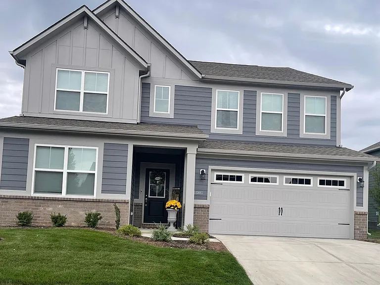 7249 Lockford Walk S — Photo 1