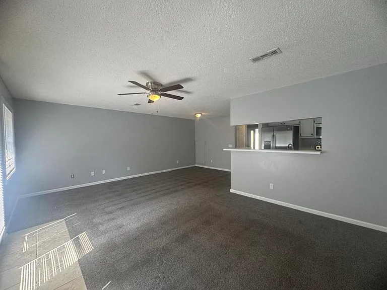 115 Woodrun Dr — Photo 9