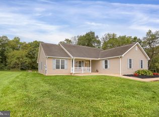 1153 Jonestown Rd, Thompsontown, PA 17094