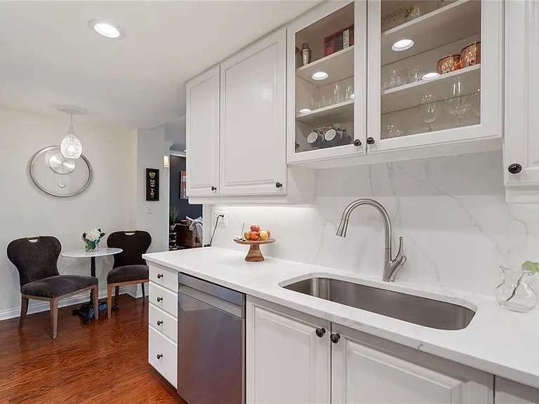 3636 Habersham Rd NW #2404 — Photo 16