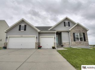 8801 N 158th St, Bennington, NE 68007
