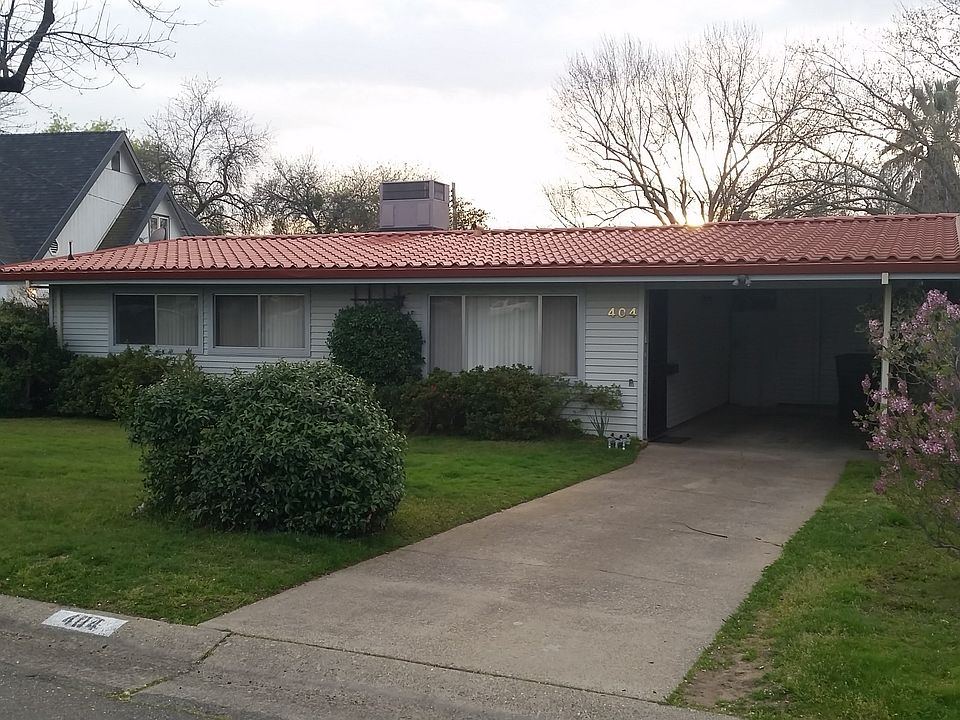 1st image of 404 Sunset Dr