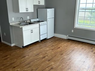 15 Cottage St #6, Norway, ME 04268