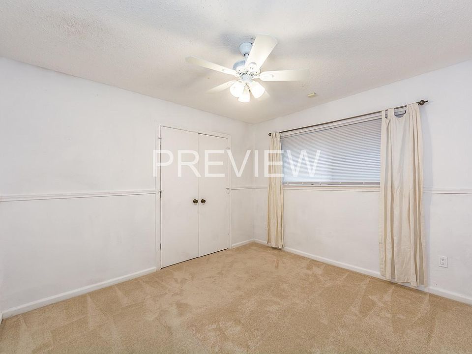 1st image of 1001 N Park Dr