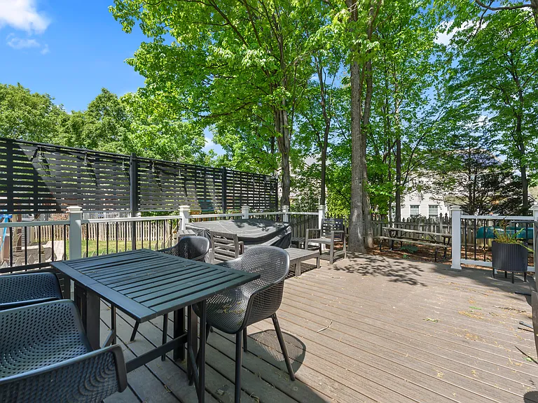 43340 Wintersrun Ct — Photo 34