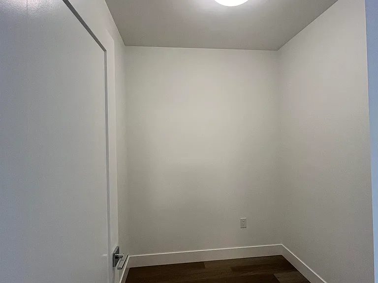 22348 North Ave #316 — Photo 17