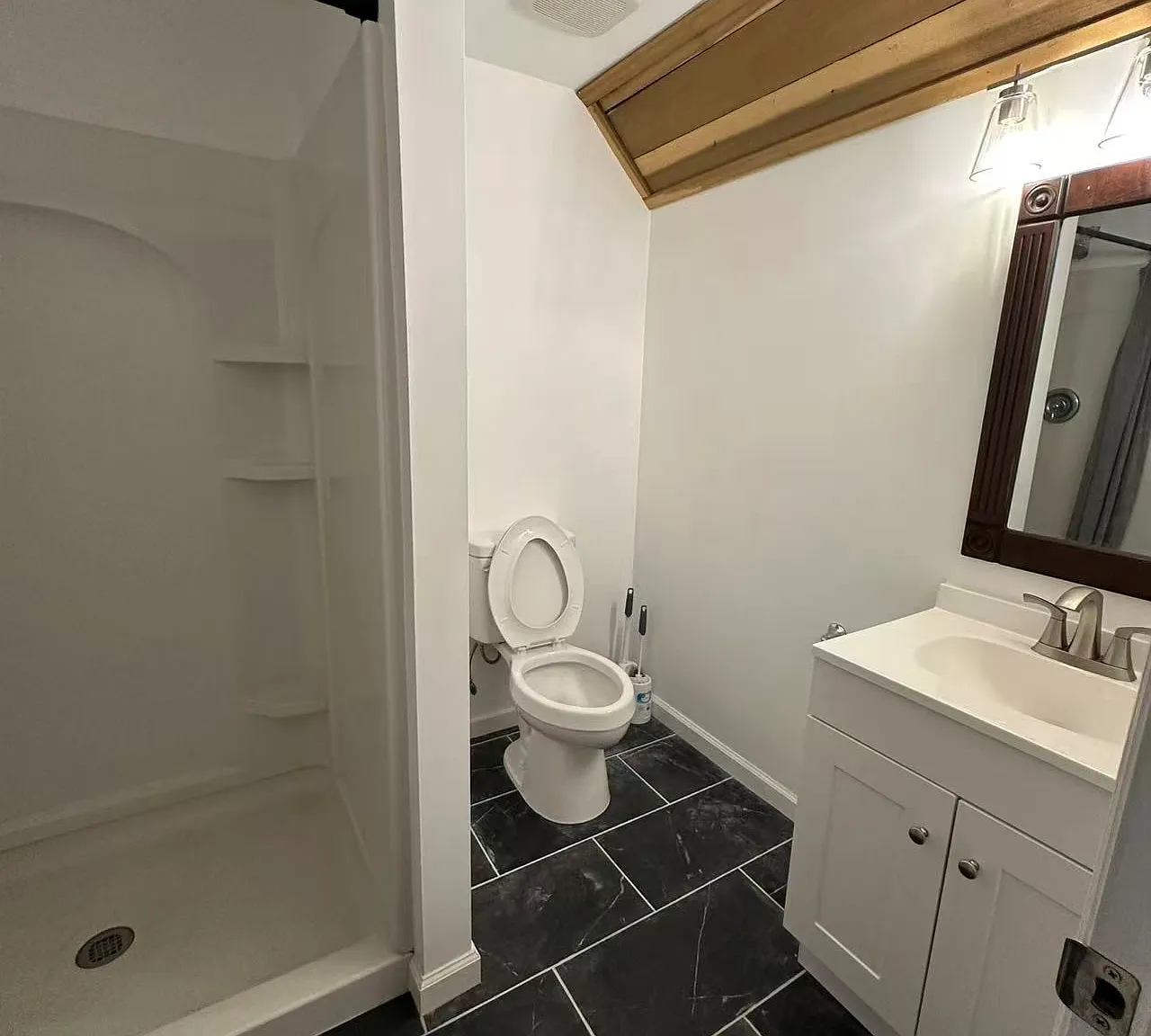 3 bed, 1200 sqft, $1,500 — Photo 4