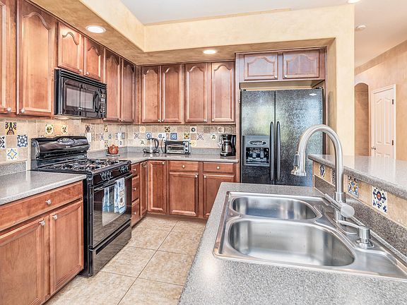 4th image of 20807 N Jones Ct