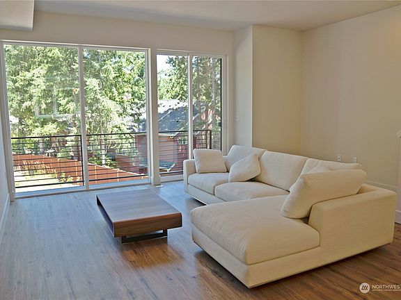 3rd image of 17775 NE 95th Court
