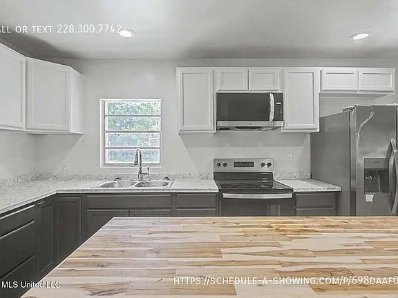 3rd image of 9424 Daisy Vestry Rd #B