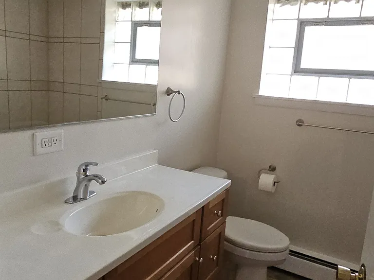 9418 Lawrence Ct #C — Photo 7