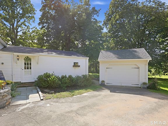 3rd image of 268 Main St