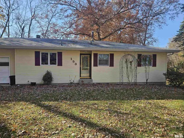 153 Deer Park Dr, Geneseo, IL 61254
