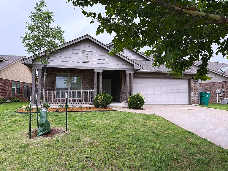 18601 Cola Dr — Photo 1